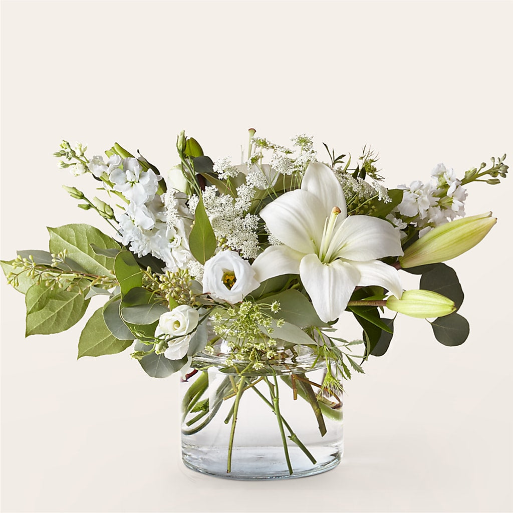 Alluring Elegance Bouquet – DIANA'S FLOWERS, Oak Hills CA