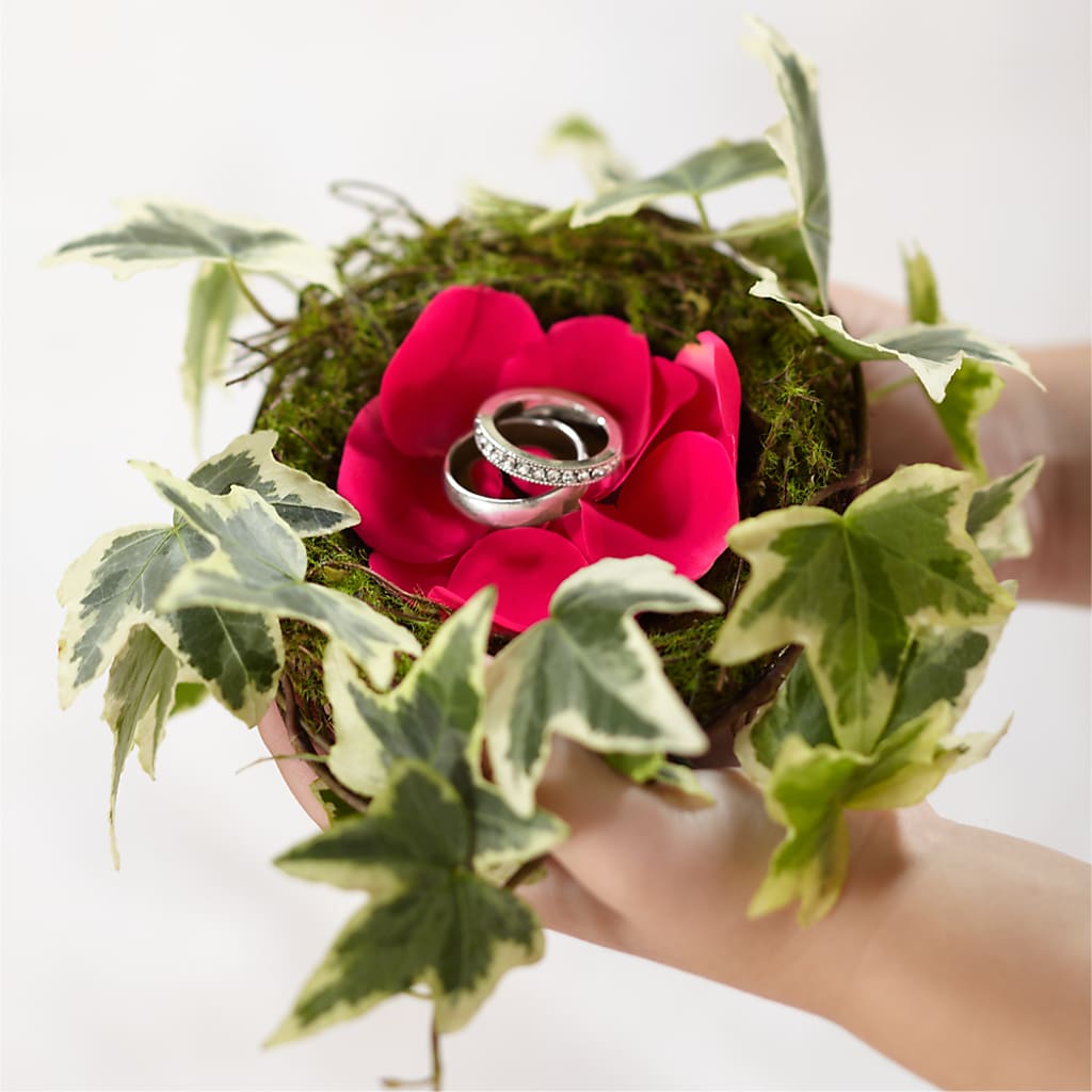 Lila Rose Ring Nest – DIANA'S FLOWERS, Oak Hills CA
