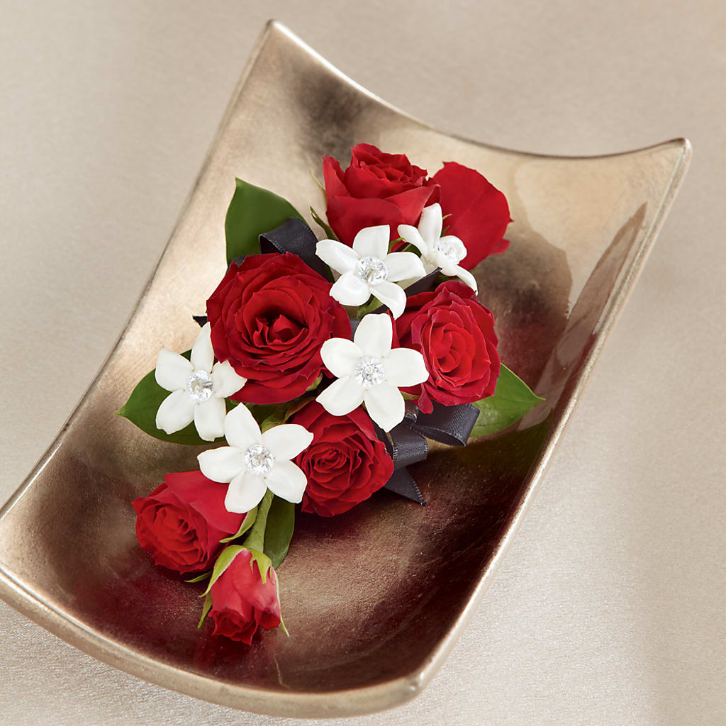 Poetry Corsage – DIANA'S FLOWERS, Oak Hills CA