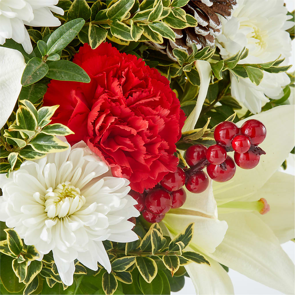 Festive Moments Tree – DIANA'S FLOWERS, Oak Hills CA