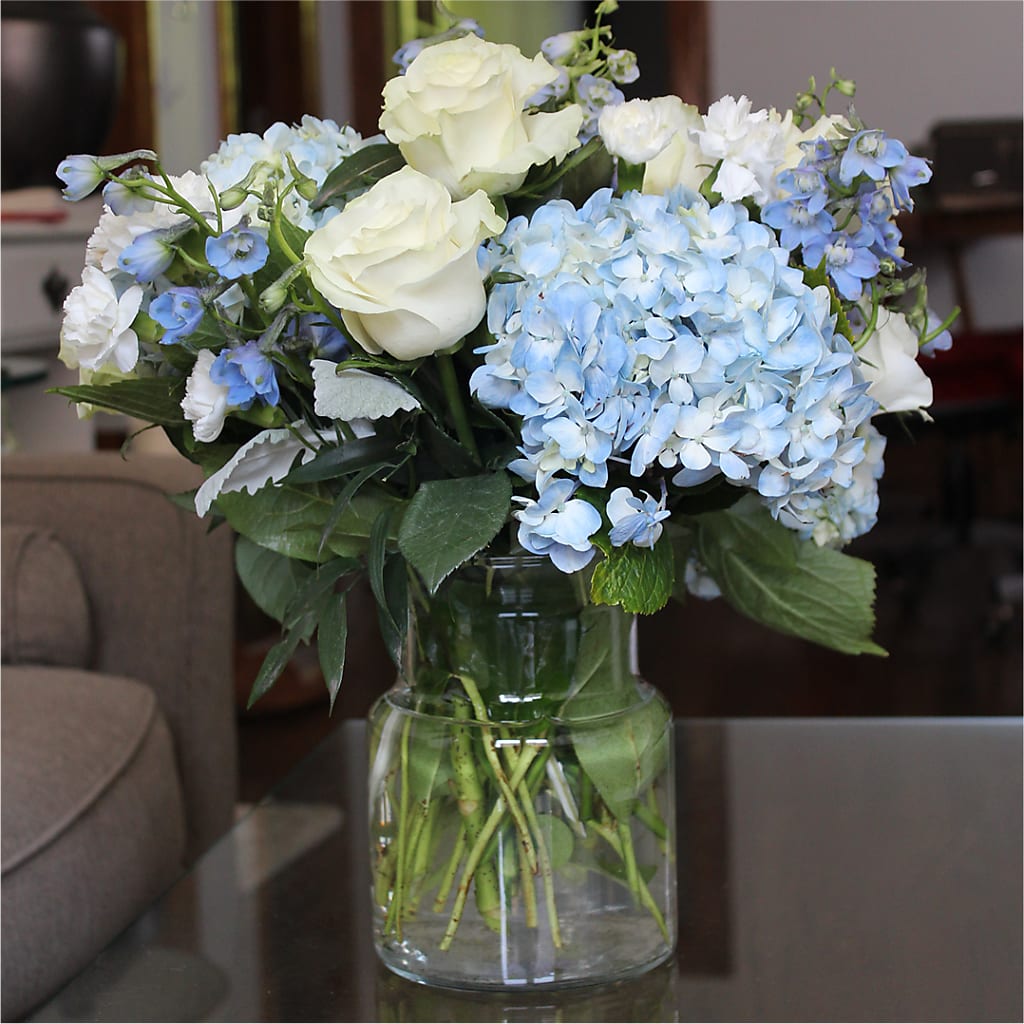 Clear Skies Bouquet – DIANA'S FLOWERS, Oak Hills CA