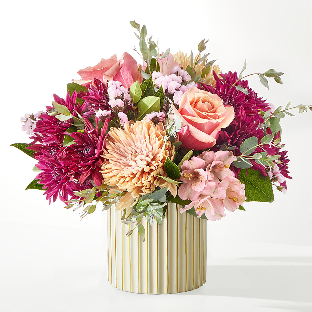 Berry Cobbler Bouquet with Ivory Vase – DIANA'S FLOWERS, Oak Hills CA