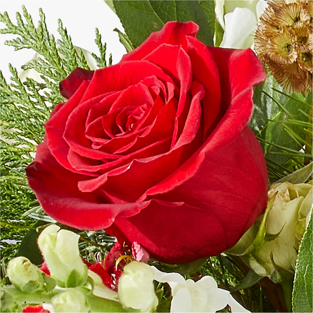 Deck the Halls Bouquet – DIANA'S FLOWERS, Oak Hills CA