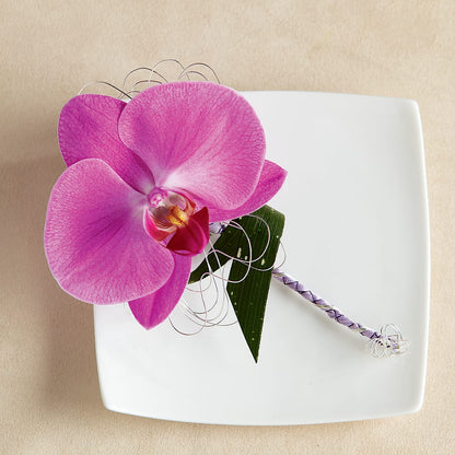 Glorious Boutonniere – DIANA'S FLOWERS, Oak Hills CA